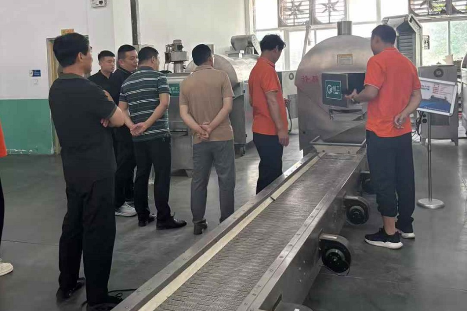 電磁流水線炒貨設備